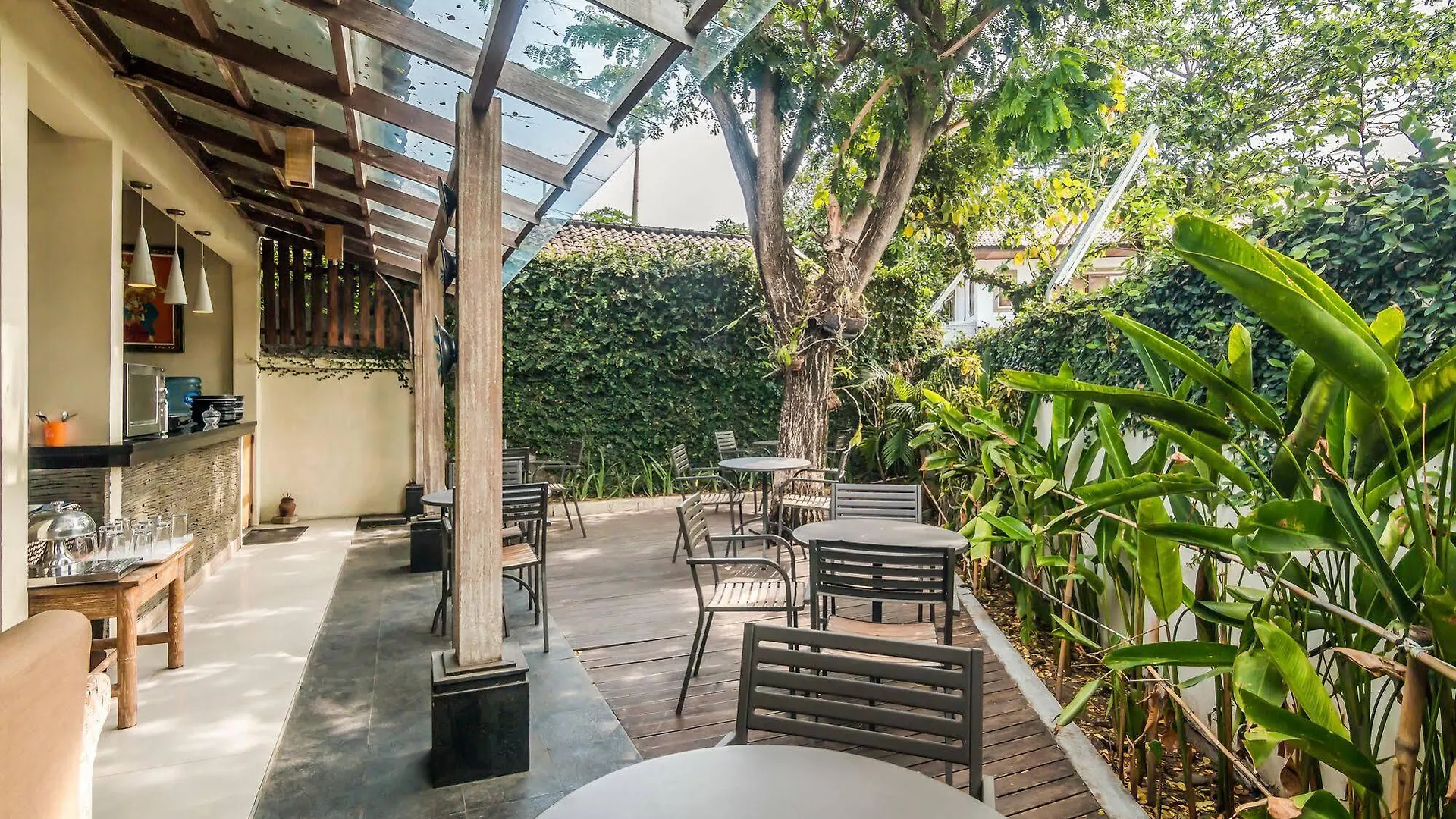 Zen Rooms Badung Nyangnyang Sari Kuta